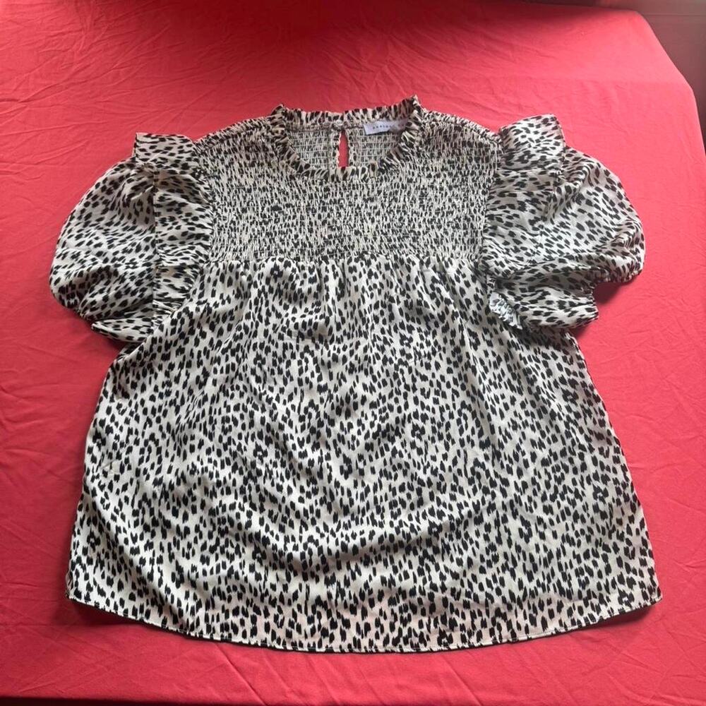 Endless Rose white w/ black dots/splotches blouse w button back of neck- Size L